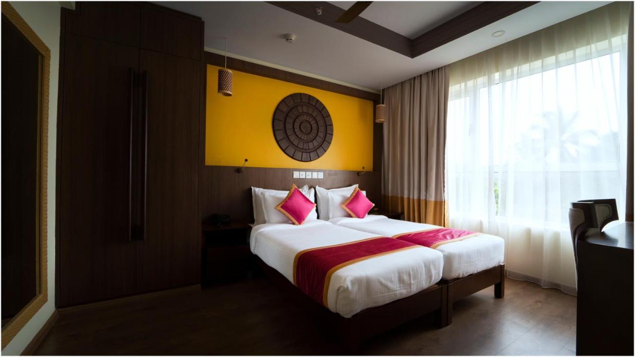 Vivin Luxury Suites Thiruvananthapuram Esterno foto